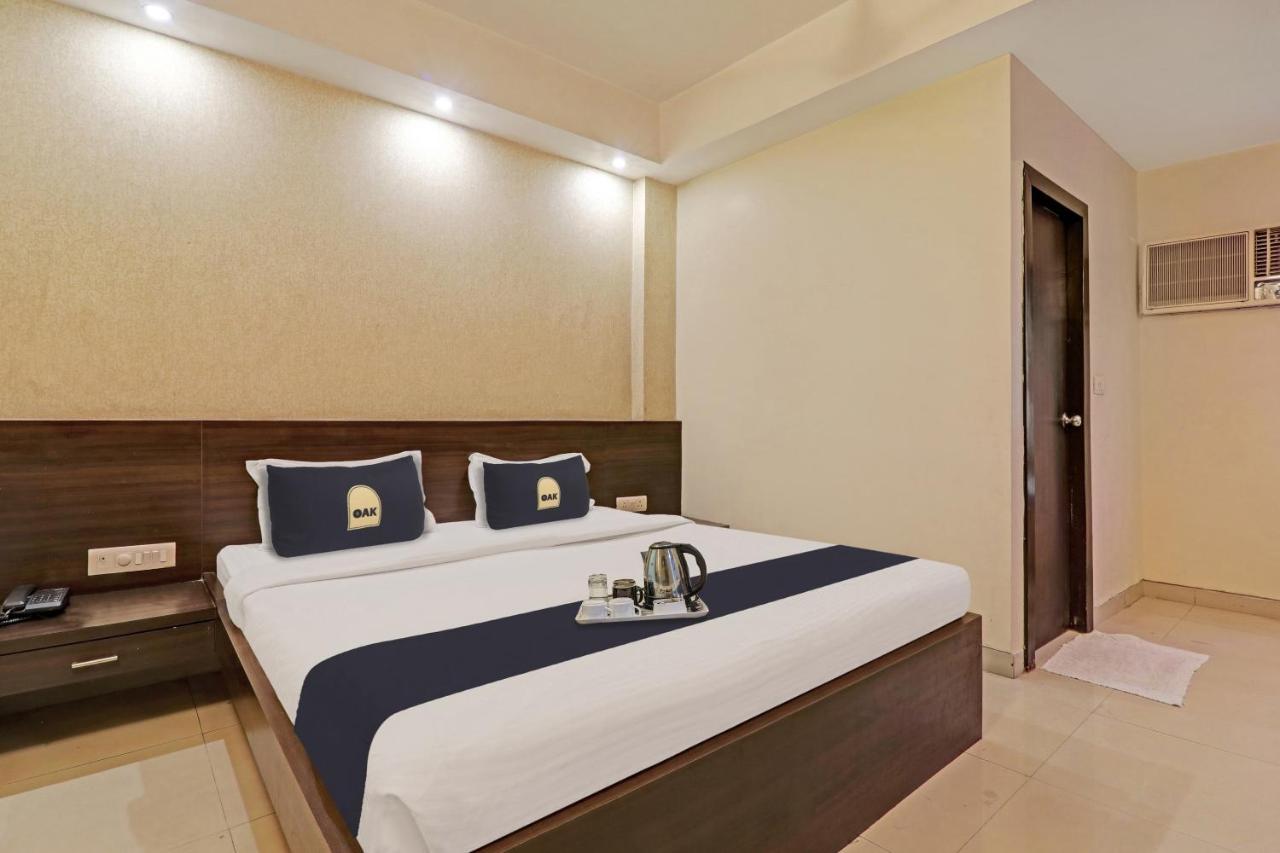 Townhouse Oak Hotel Shelter Lucknow Exterior foto