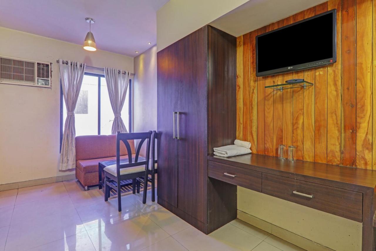 Townhouse Oak Hotel Shelter Lucknow Exterior foto