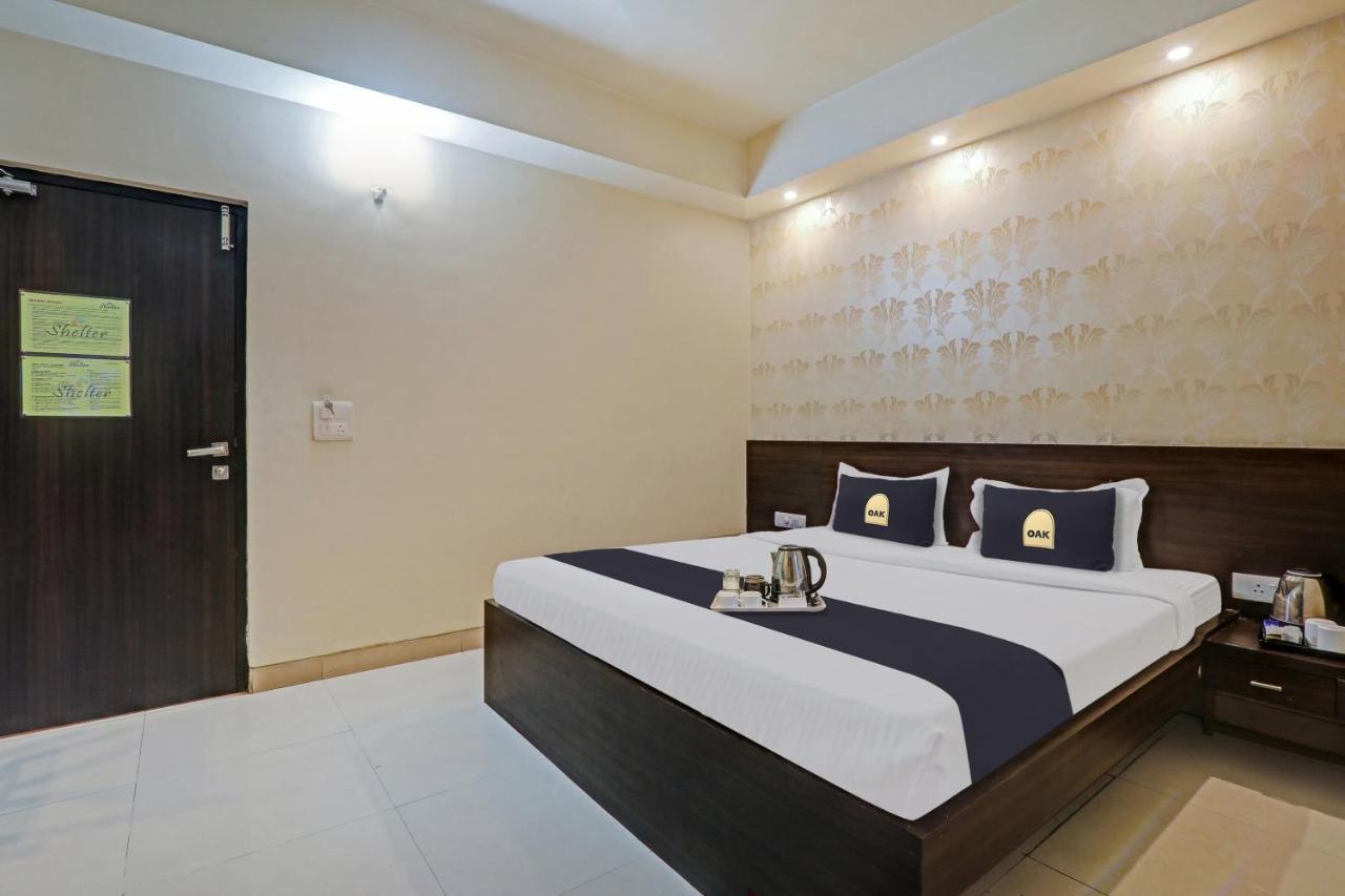 Townhouse Oak Hotel Shelter Lucknow Exterior foto